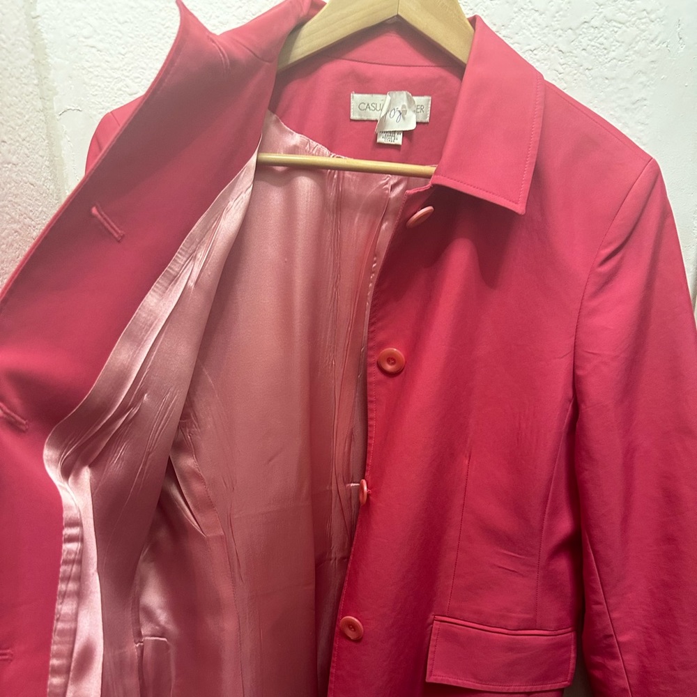 Great condition lightweight spring trench coat